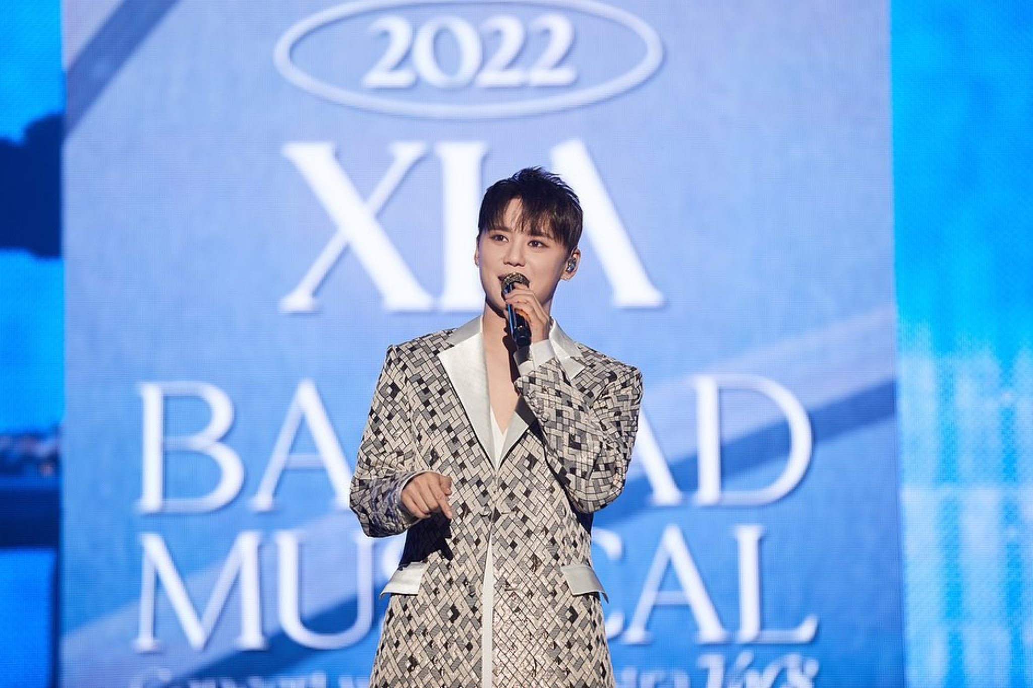 x-i-a-on-twitter-palmtreeisland-official-ig-2022-xia-ballad