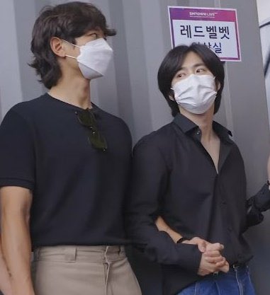 nammuchanx's tweet photo. i don't think they should worry about suho and winter https://t.co/MOTyRDHv9u
