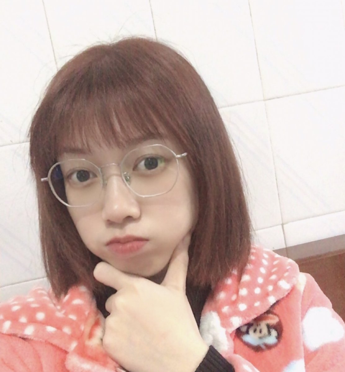 FCking66's tweet photo. 再纯的姑娘也有sao的一面。
#反差大学生 #反差 #app #文爱记录 #文爱 #声音 https://t.co/dgEOXOCvzj