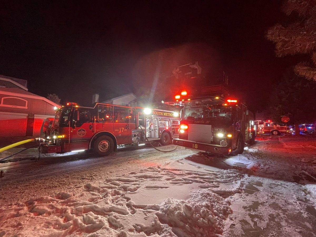 SouthMetroPIO's tweet photo. Update: The fire burned in the basement and first floor and is now out. One firefighter slipped and fell on ice and has been transported to the hospital with minor injuries. All occupants of the home are safe and uninjured. A frozen fire hydrant added to the challenges on scene. https://t.co/imvxSRQ3ub