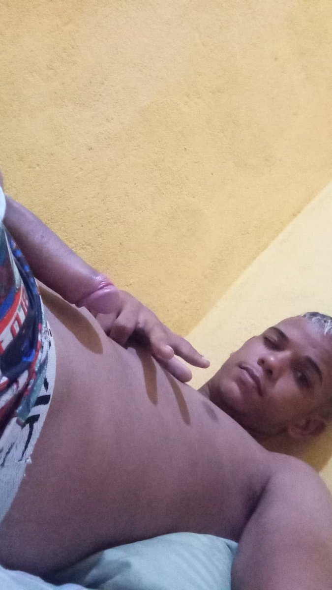 Ocabulosoh's tweet photo. Alguém vem passar Natal comigo?😈👀😏 https://t.co/egQnUXtkp2