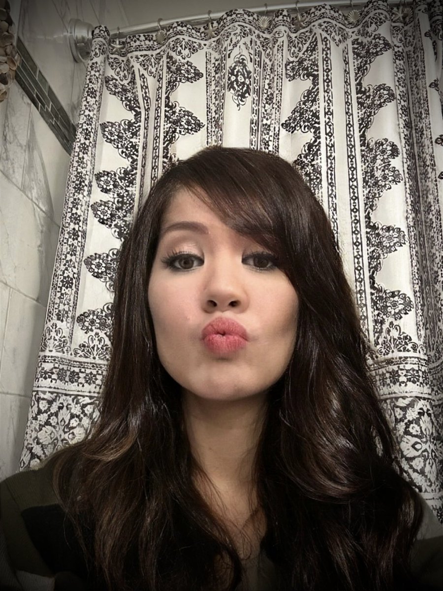 cloudyTSTonya's tweet photo. Happy Holidays!!!  Want to stuff my stocking?  https://t.co/rivfrsRpC6 https://t.co/TJRRNWKKKo