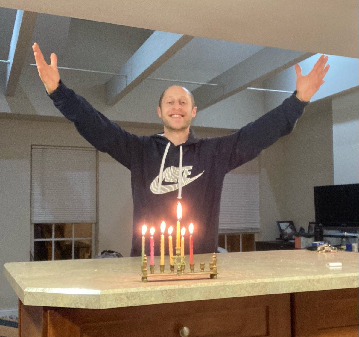 TCNJ Men’s 🏀 assistant coach Matt Kittner lighting his menorah for the 6th night of Hanukkah. 🕎

#JCA | #CoachesLightCandles | #HappyHanukkah