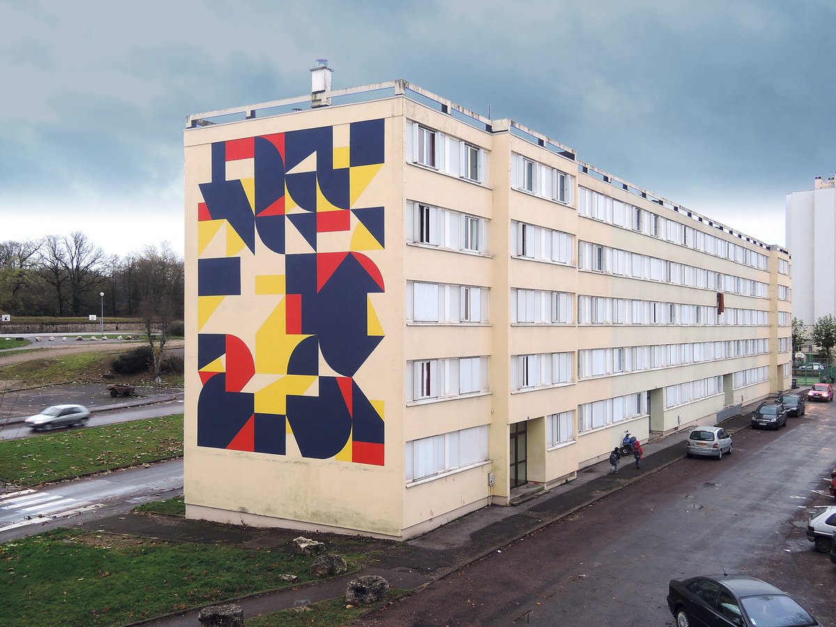 Eltono's tweet photo. Modo n.º14, generative mural painting, “Les Lilas” public housing building, Langres, France, 2016
This was my first generative full façade!!!
🔗https://t.co/G3QgK2BKEw
#generativeart #generativepainting https://t.co/AcKmSvULt6