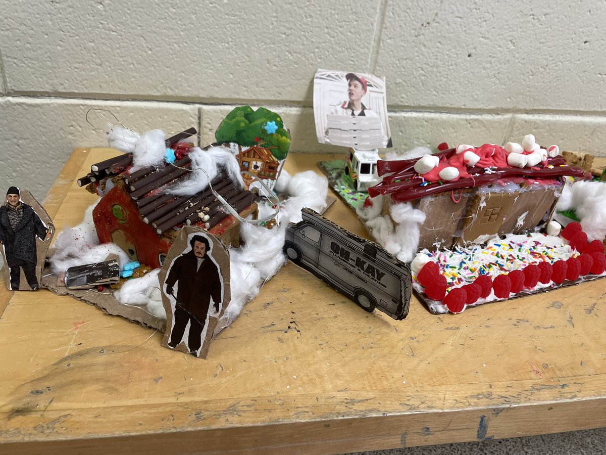 DaveyJenn's tweet image. Happy Holidays to all of our Selby Stars and their families @selbyschool! I hope that you have time for family, friends, and rest over the next couple of weeks. Can’t wait to see my students again in 2023! 💜💜