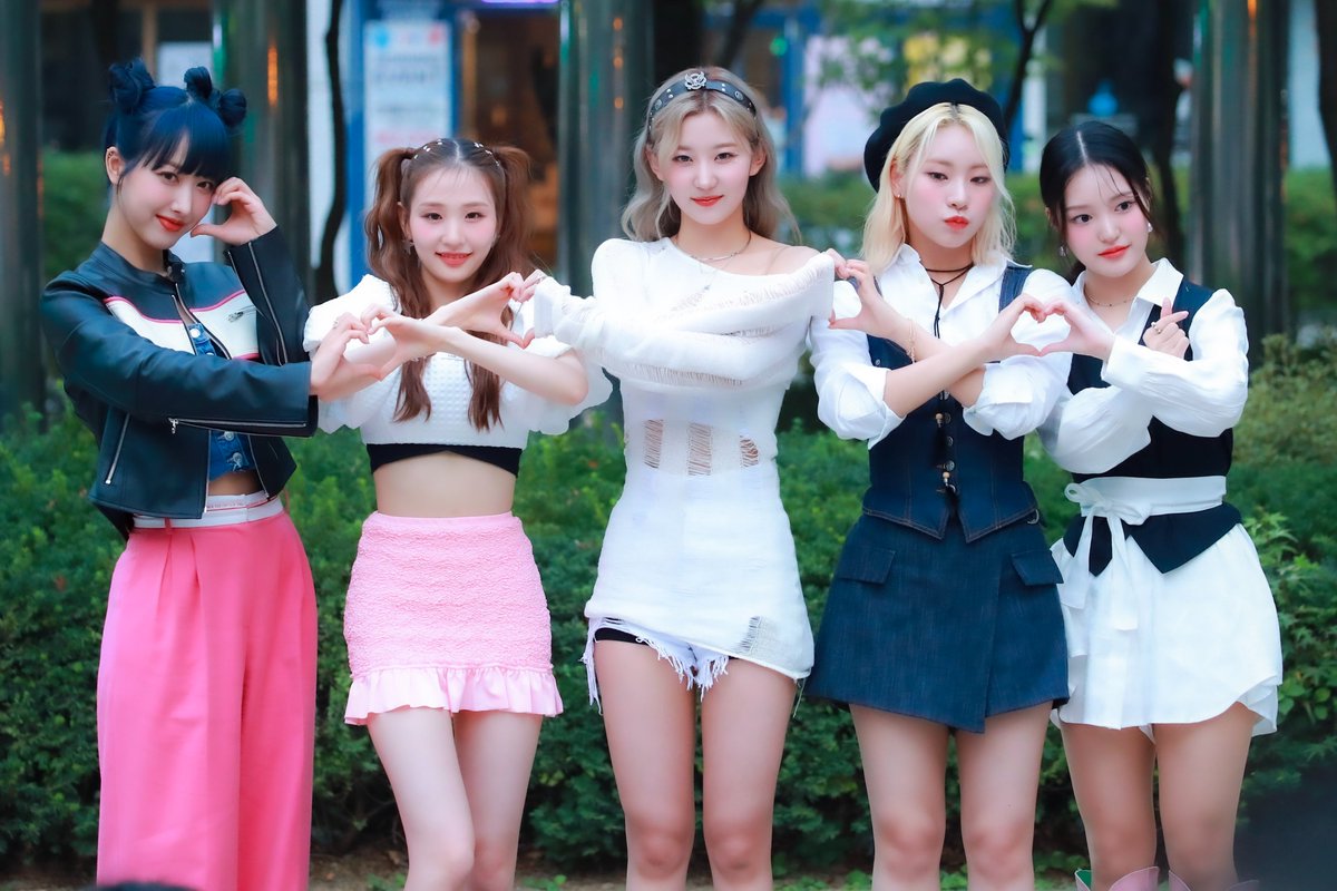 데뷔 100일 축하해💕
#인효리 #최연재 #한예원 #윤지아 #서윤주 #미미로즈 #mimiirose