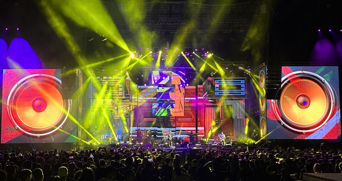 gheeay's tweet photo. 12.22.2022 will always be an epic night. #Eraserheads2022 

It will take time to recover from this experience. Thankful for the opportunity to be a part of this historic event.

Congrats @paolovalenciano!!! We made it! https://t.co/FN2a002Ylh
