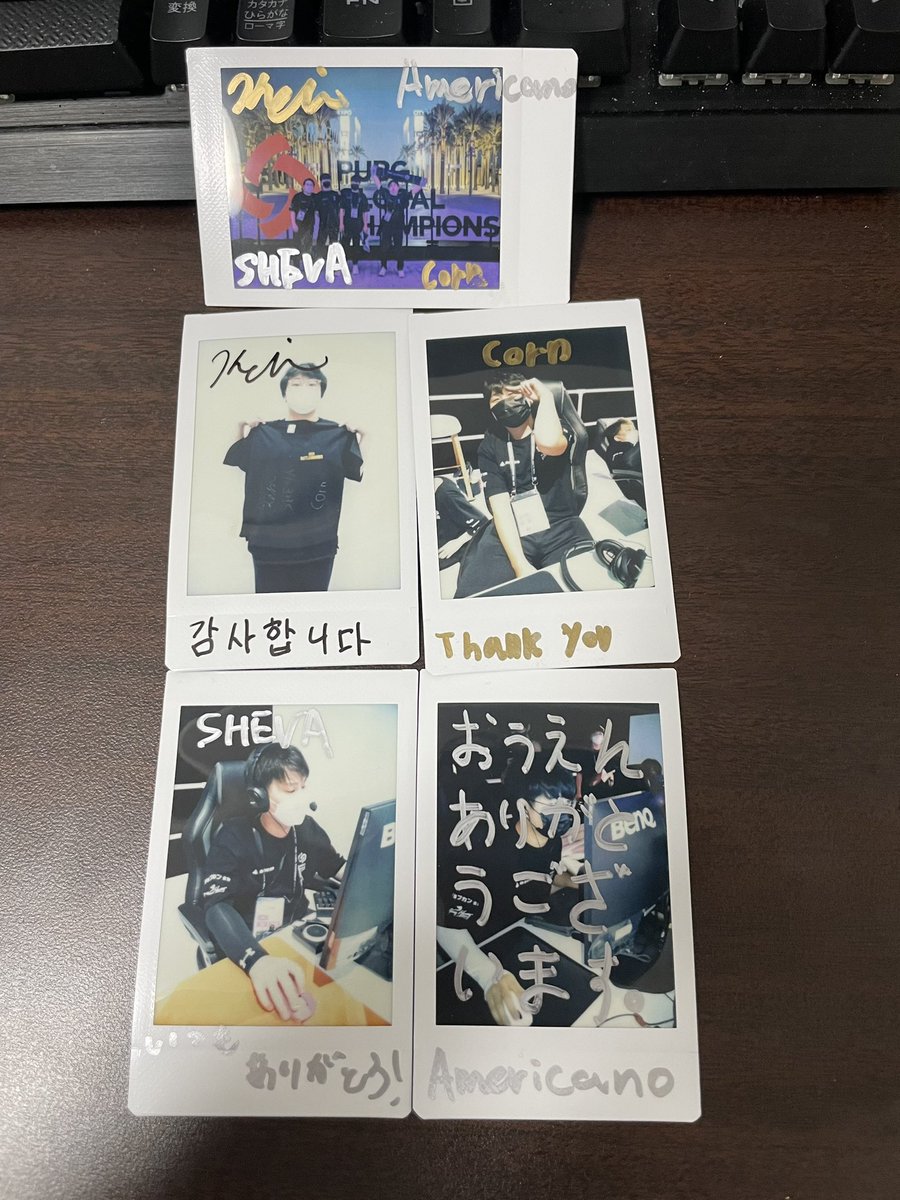 Pio_fake's tweet photo. 実はサイン入りTシャツとサイン入りチェキ当選してましたー！
サイン系が当たるの初めてだからめっちゃ嬉しい！！
 #PUBG https://t.co/yjEVMcazEE