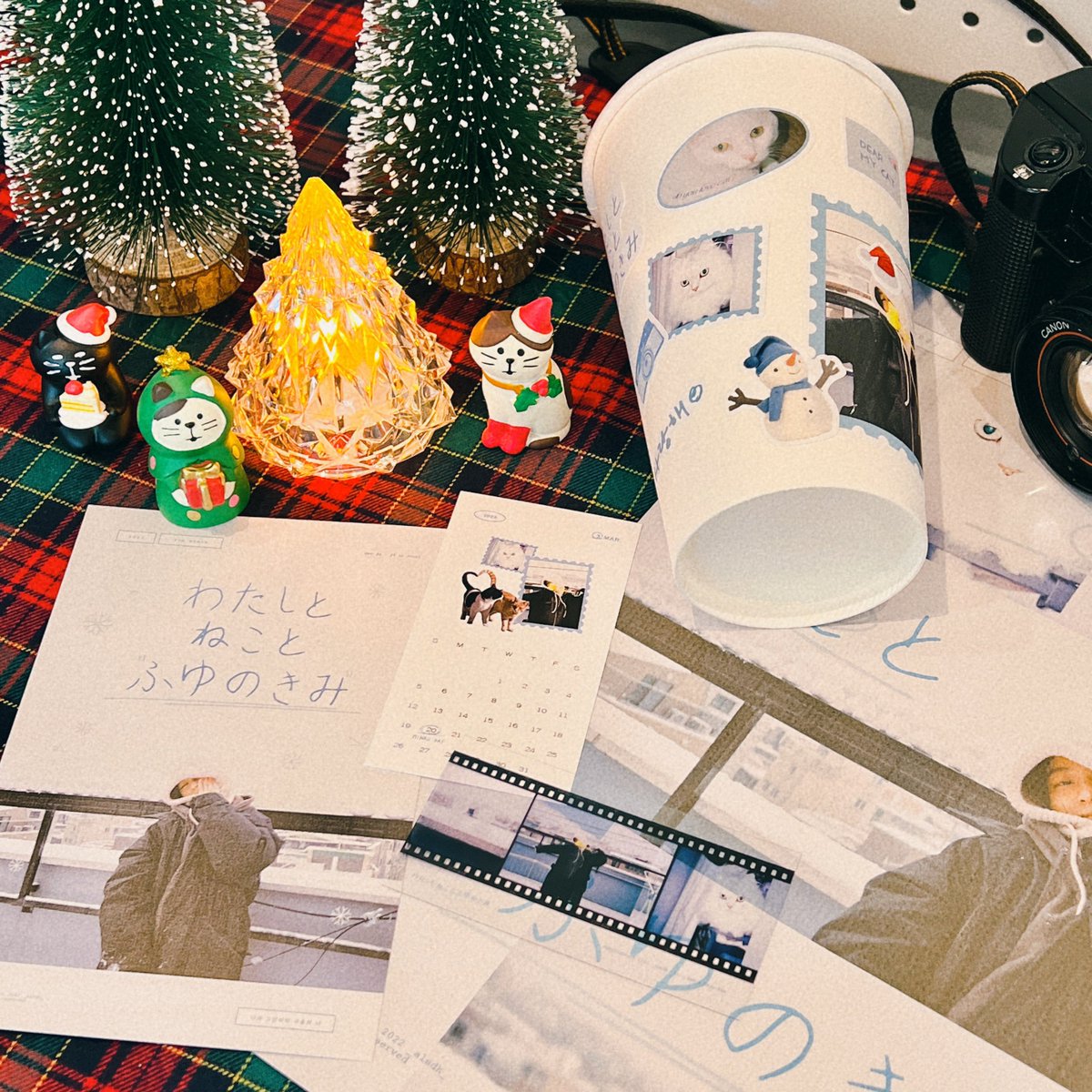 redfilm_ma's tweet photo. ❄️

わたしと
ねこと
ふゆのきみ

,나와 고양이와 겨울의 너

카페 오픈 했습니다 :) 
민아와 함께 메리 크리스마스🎄♥️

#PHOTO_BY__alsdk_
#나와고양이와겨울의너 #강민아 https://t.co/vXt52uVw0n