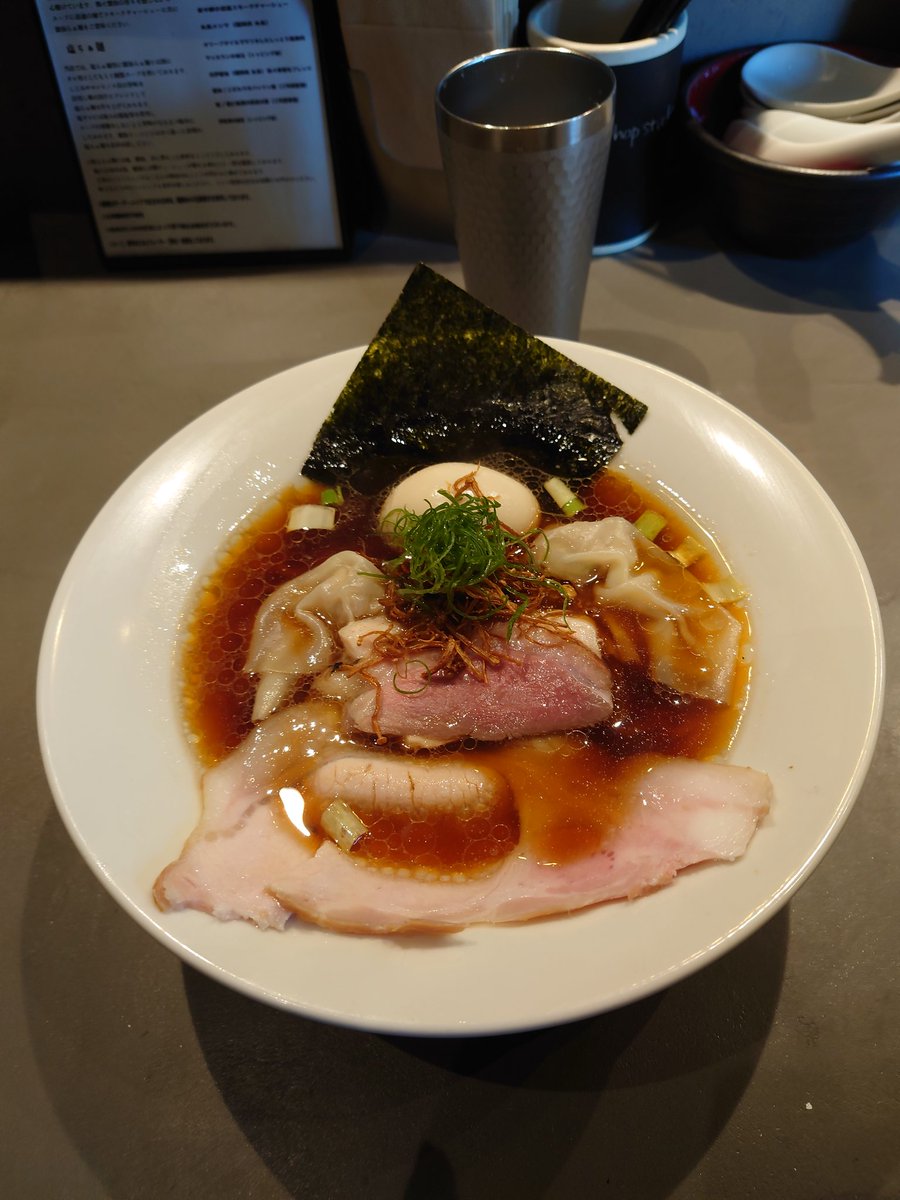 _Shinji_S's tweet photo. This ramen was incredibly dope and absolutely the best newcomer in 2022!
年の瀬も押し迫って最強の2022新店に出逢ってしまった！
#ブレークビーツ #ラーメン #祐天寺　#RameBreakBeats #Ramen #Tokyo https://t.co/vxqdPkBcBF