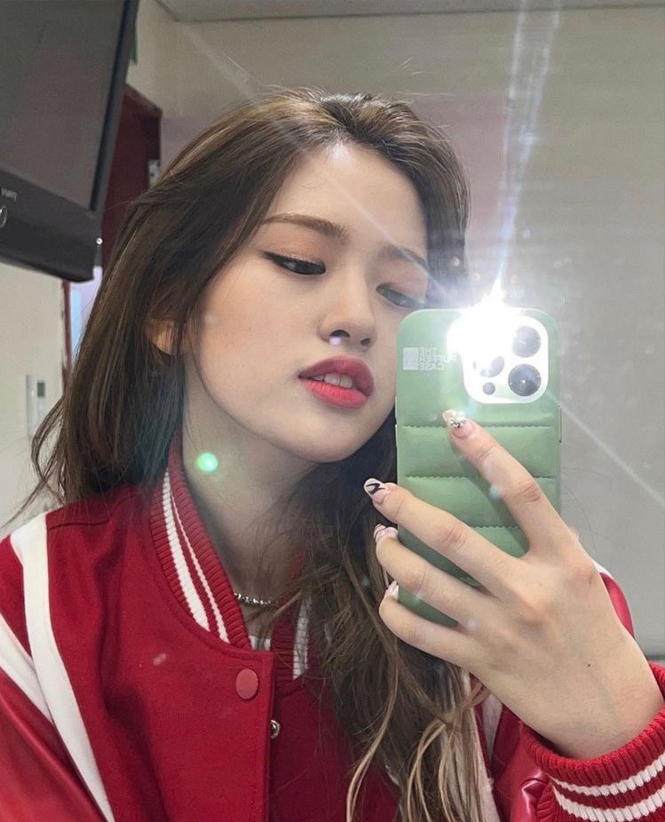 안댕댕. tweet media