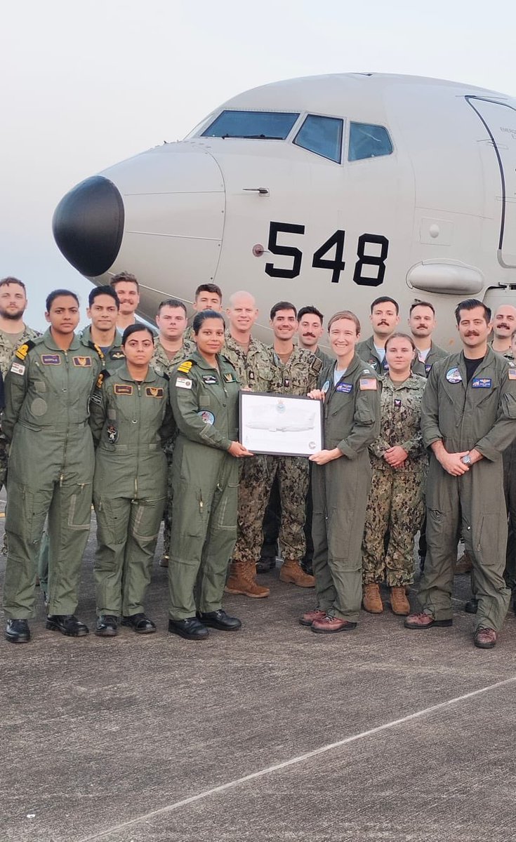 IN_WNC's tweet photo. Subject matter experts of the #IndianNavy P8I and @USNavy P8A interacted with each other from 20 to 22 Dec at INS Hansa. Two sorties each were flown by both teams, with air riders from the two navies embarking each other’s aircraft. 
@DefenceMinIndia
@AjaybhattBJP4UK https://t.co/qwfsy6iYLs