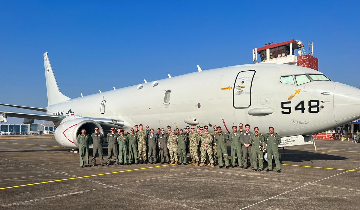 IN_WNC's tweet photo. Subject matter experts of the #IndianNavy P8I and @USNavy P8A interacted with each other from 20 to 22 Dec at INS Hansa. Two sorties each were flown by both teams, with air riders from the two navies embarking each other’s aircraft. 
@DefenceMinIndia
@AjaybhattBJP4UK https://t.co/qwfsy6iYLs