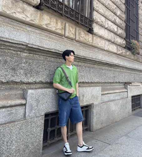 khwanchanokju05's tweet photo. ทำให้เต็มที่นะครับทั้ง2หนุ่ม จะไปเป็นกำลังใจให้โรงหนังนะครับ 🌞🤍💚🐰🥰🥰

#BrightWinConcer 
#bbrightvc
#winmetawin https://t.co/3S489twQIi