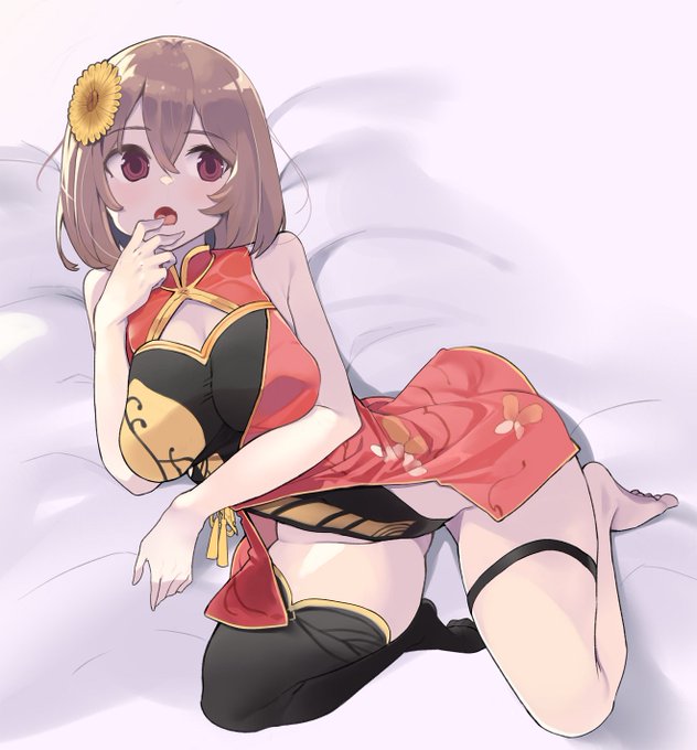 アレンジチャイナのシャリーファちゃんベッドでお待ち変えのシャリーファちゃんこちらを観る表情が可愛い・・・あと太ももと鼠径部の見え具合最高な※イラストは魔王マグロナ先生にご依頼しました。ありがとうございました!※skebコミッションです 無断使用・転載お断り 