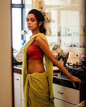 Fktux9OUoAANq_S?format=jpg&name=360x360