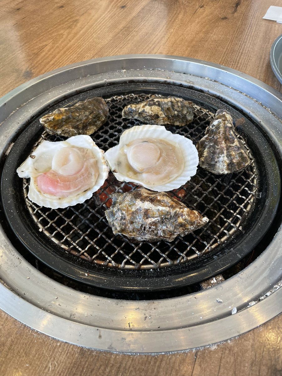 _______orzz's tweet photo. カキ小屋来た https://t.co/PFKX7EZdyD