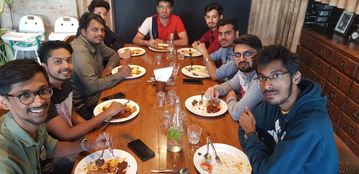 TreeElement's tweet image. Christmas lunch with the amazing Team.
Wishing everyone a Merry Christmas.
🎅🎄