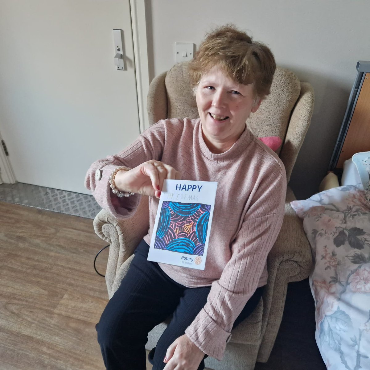 SHelensRotary's tweet image. Young and old come together to show the true meaning of Christmas. Pupils have sent festive cards to residents in two care homes in St Helens.  St Helens Rotary  linked Holy Cross Primary School, Stock Hall Nursing Home and Bleak Hill Primary School with Grace Court Care Centre.