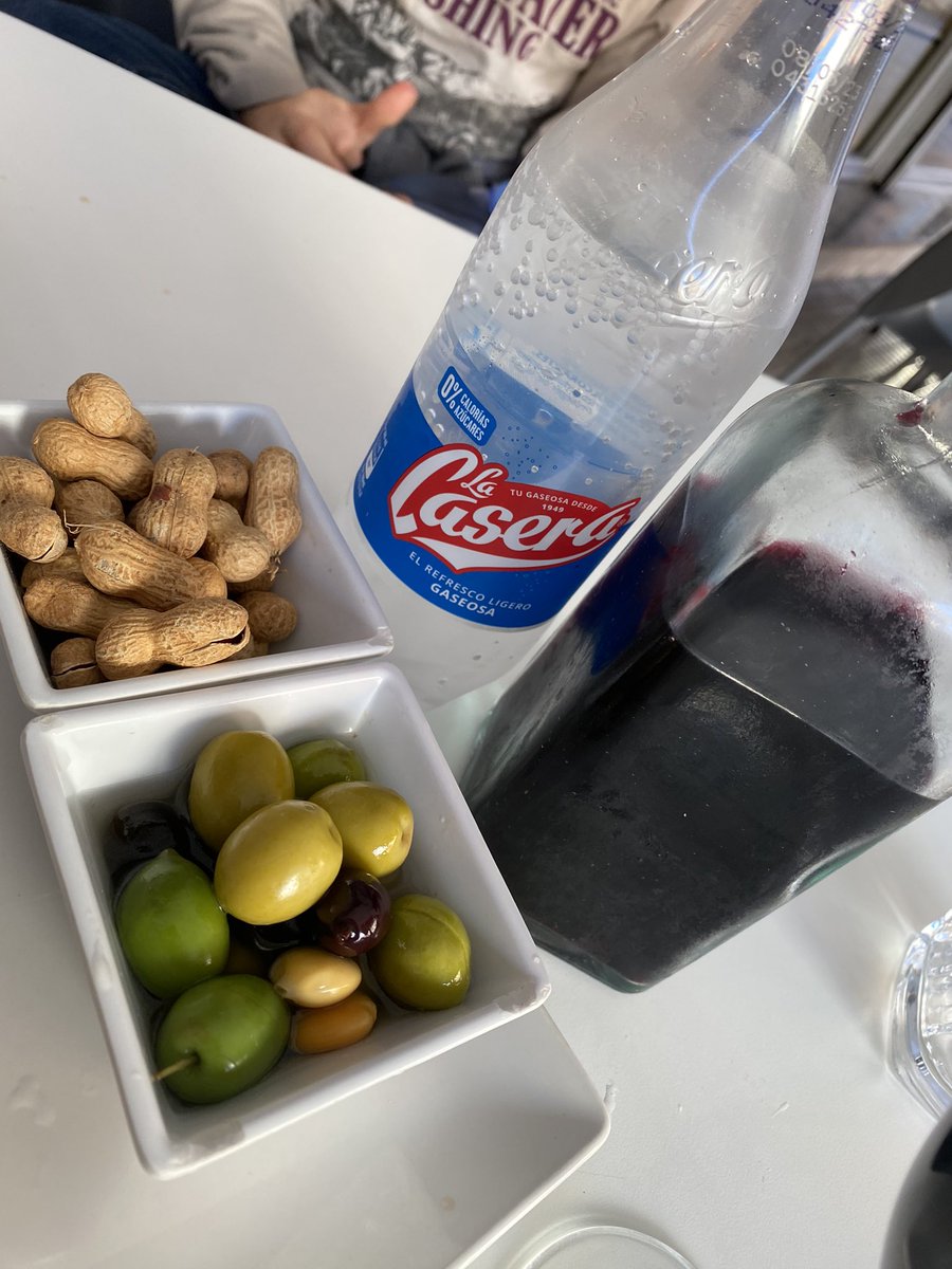 🥜 cacauencorfa 🥜 (@cacauencorfa) on Twitter photo Hui al Bar Mercat a (Mercat d’Algiros…..) Cansalada amb creilles i <a href="/cocadepanses/">coca de panses 💜💪🏻</a> cansalada amb pimento verd!! A pasar-ho be amigues i amics!! 😘😘🥜🥜 Hui al Bar Mercat a (Mercat d’Algiros…..) Cansalada amb creilles i <a href="/cocadepanses/">coca de panses 💜💪🏻</a> cansalada amb pimento verd!! A pasar-ho be amigues i amics!! 😘😘🥜🥜