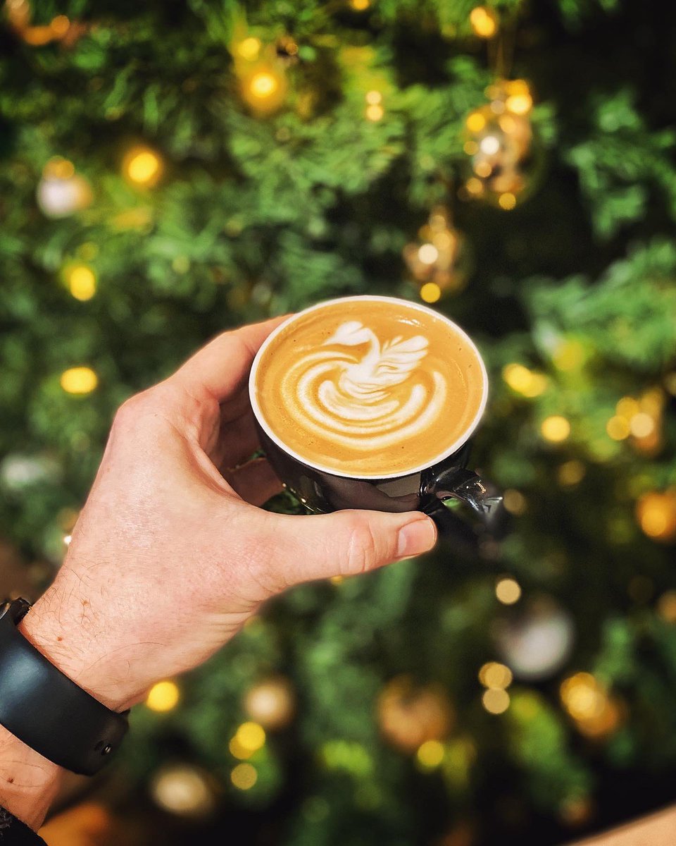 Uncommon Ground tweet media