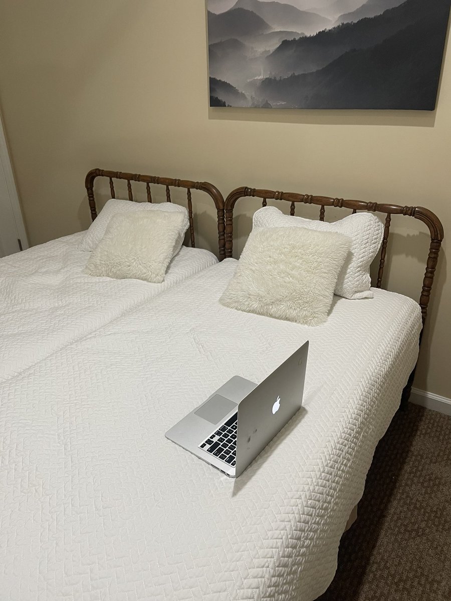 bfkoast's tweet photo. Itโs a simple thing men. #megabed https://t.co/c8SycDGS6o