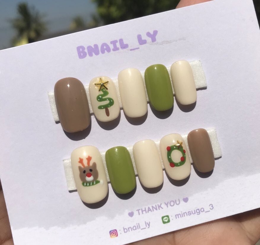Bnail_ly's tweet photo. 𝓗𝓪𝓹𝓹𝔂 𝓒𝓱𝓻𝓲𝓼𝓽𝓶𝓪𝓼 𝓔𝓿𝓮🎄🎅🏻
เล็บปลอม 1 แถม 1 เลือกลายได้เองเลยน้า
7 วันสุดท้ายยย!! 🛎
.
.
#เล็บปลอม #เล็บเจลปลอม #เล็บเจลสําเร็จรูป #เล็บเจลน่ารัก #เล็บเจลปั้นนูน ตามหา #เล็บปลอมพร้อมติด ฟรีกาวตะไบ https://t.co/7XAidzTYQq