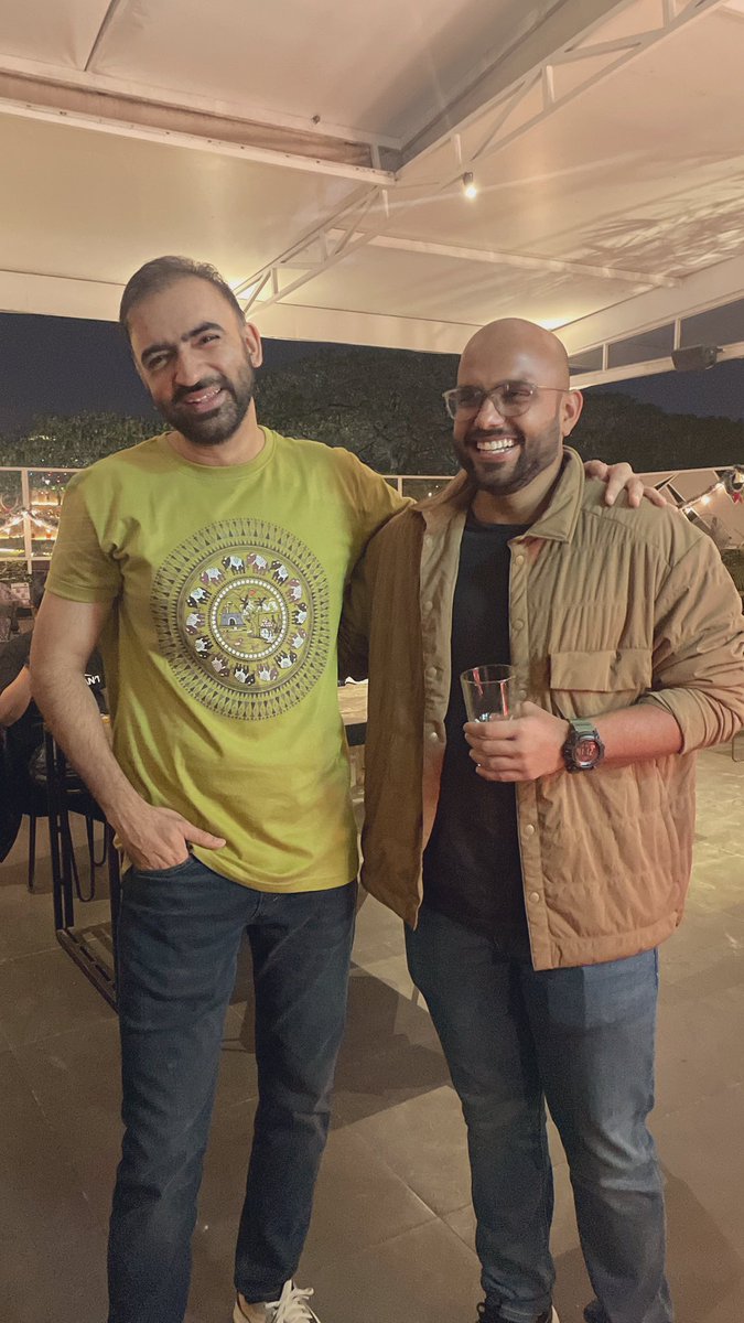 Finally we meet 😄 Thoroughly enjoyed #gainfullyemployed by <a href="/Punit_Pania/">Punit Pania</a> 
Thanks for the picture (PC:@anotherparul) and bonus jokes!