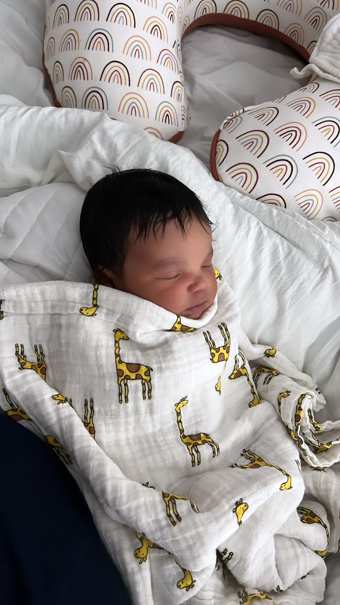 yourfavtylee's tweet photo. Because i haven’t showed Twitter my beautiful baby girl… in love doesn’t even begin to describe how i feel 💞💞💞 https://t.co/O9ajd205bw