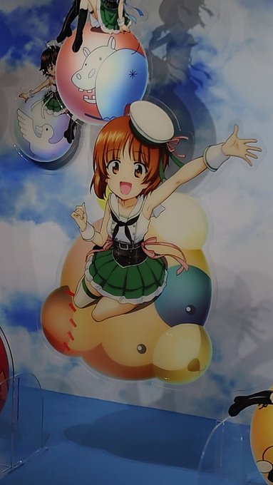 一人だけ腋をモロ出しにする西住みほさん
まじエロスの化身 