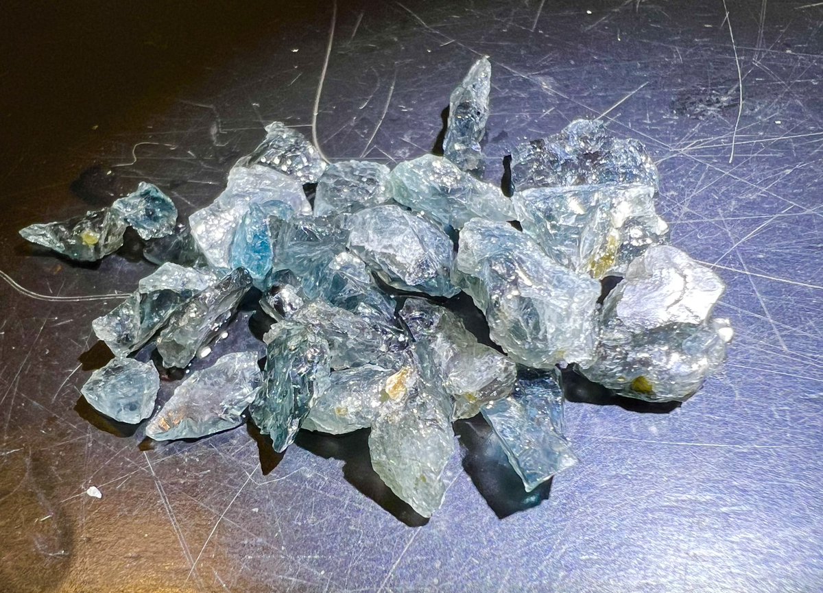 粘着性の糖蜜をかけたハムのレシピ