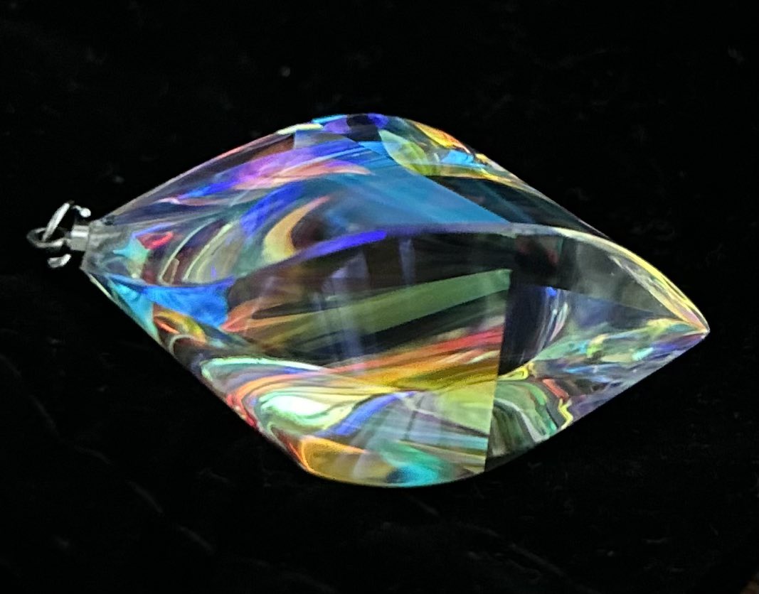 SEAL限定商品】 モナジー工房 虹の結晶 ムーンボウ ペンダント granmar