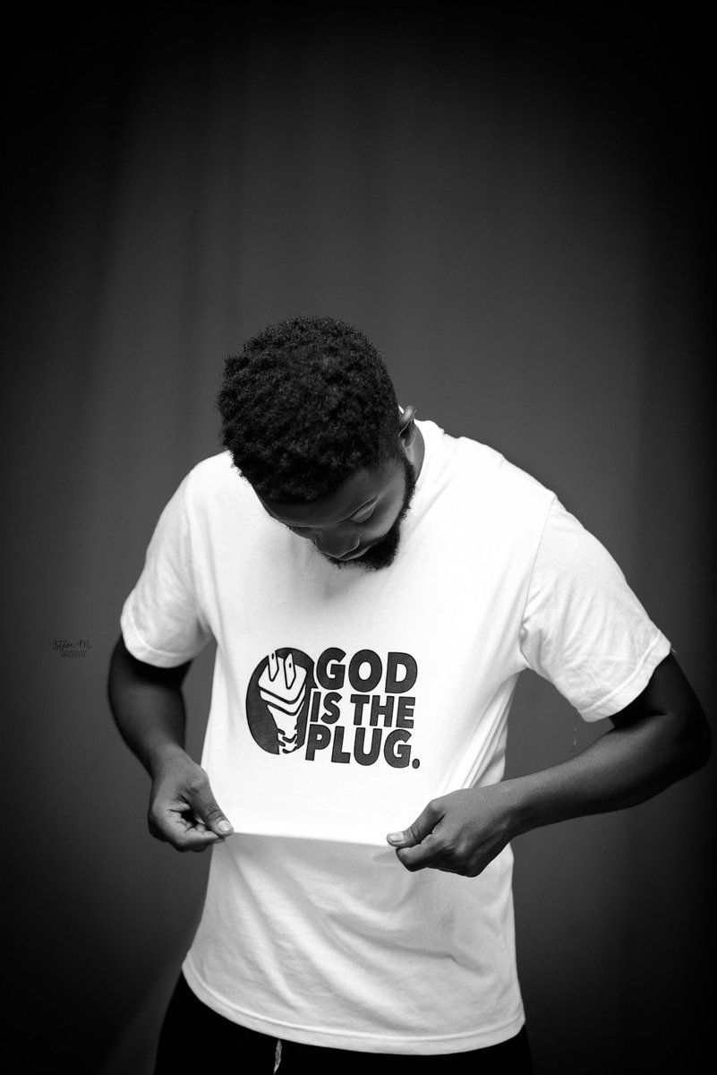 Binuel_Ace's tweet photo. I'm selling #GodIsThePlug t-shirts at k8500. My business line is 0885546750. or you can simply just dm me. Available in all Colours and sizes kulikonse ndimatha kutumiza,if you are in Lilongwe delivery is free.
RT https://t.co/oxXqDPfiu2