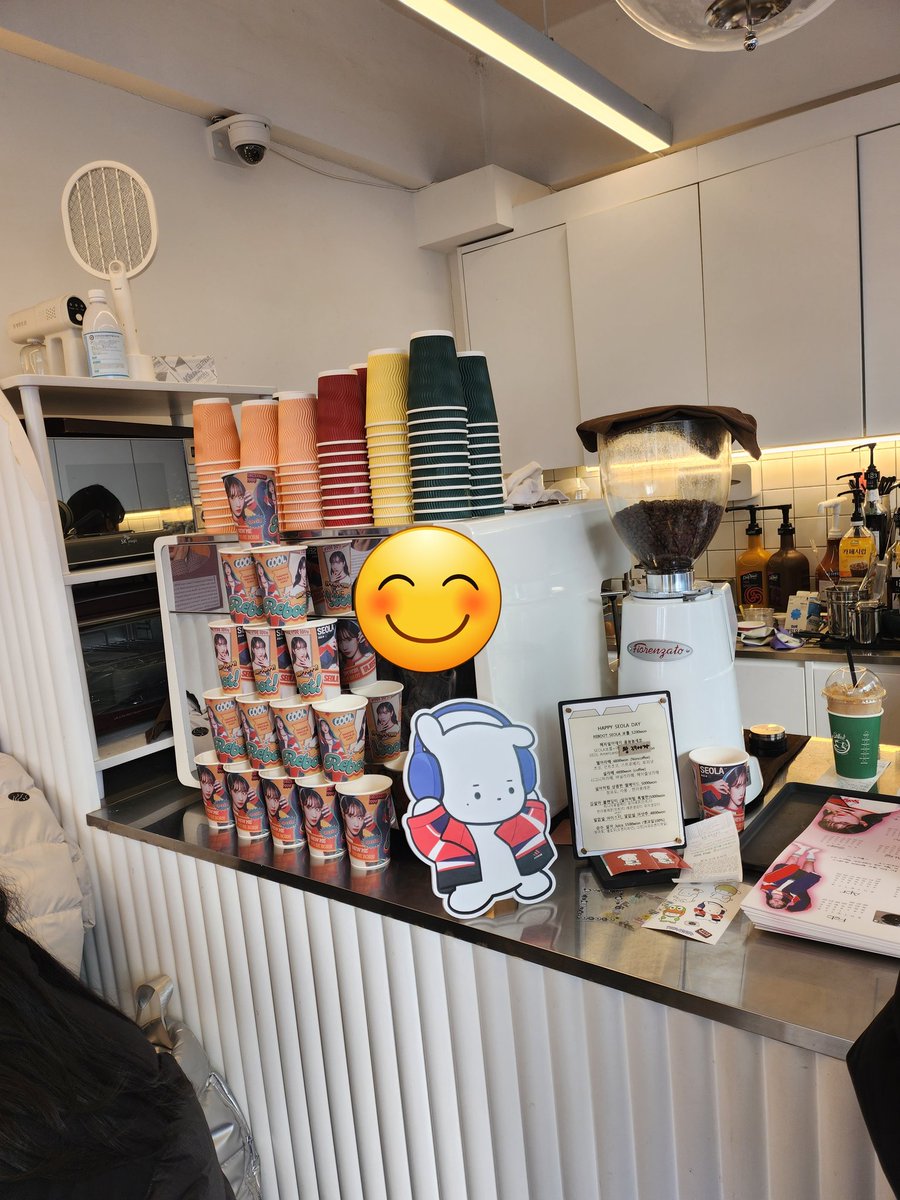 사장님도 너무 친절하시고 
내부에 전시한 사진도 너무 예뻐요😀
#REBOOT_SEOLA