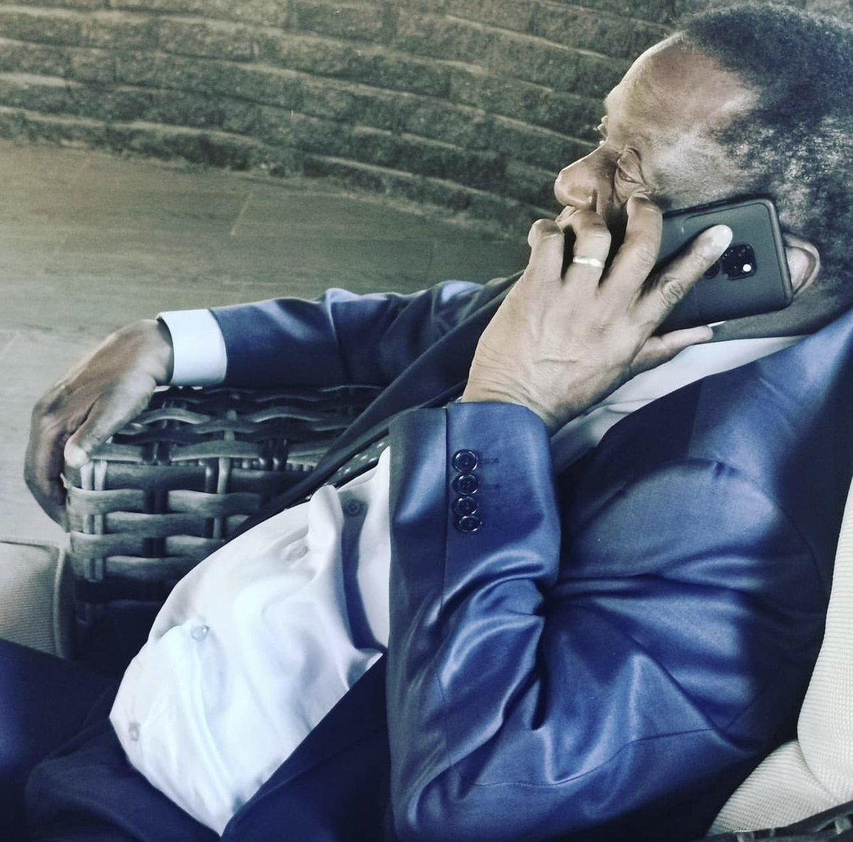 nickmangwana's tweet photo. His Excellency President  @edmnangagwa is now on leave. Aiwa he works his socks off and now on a well deserved downtime to unwind and recharge https://t.co/LkvCOw1ZVP