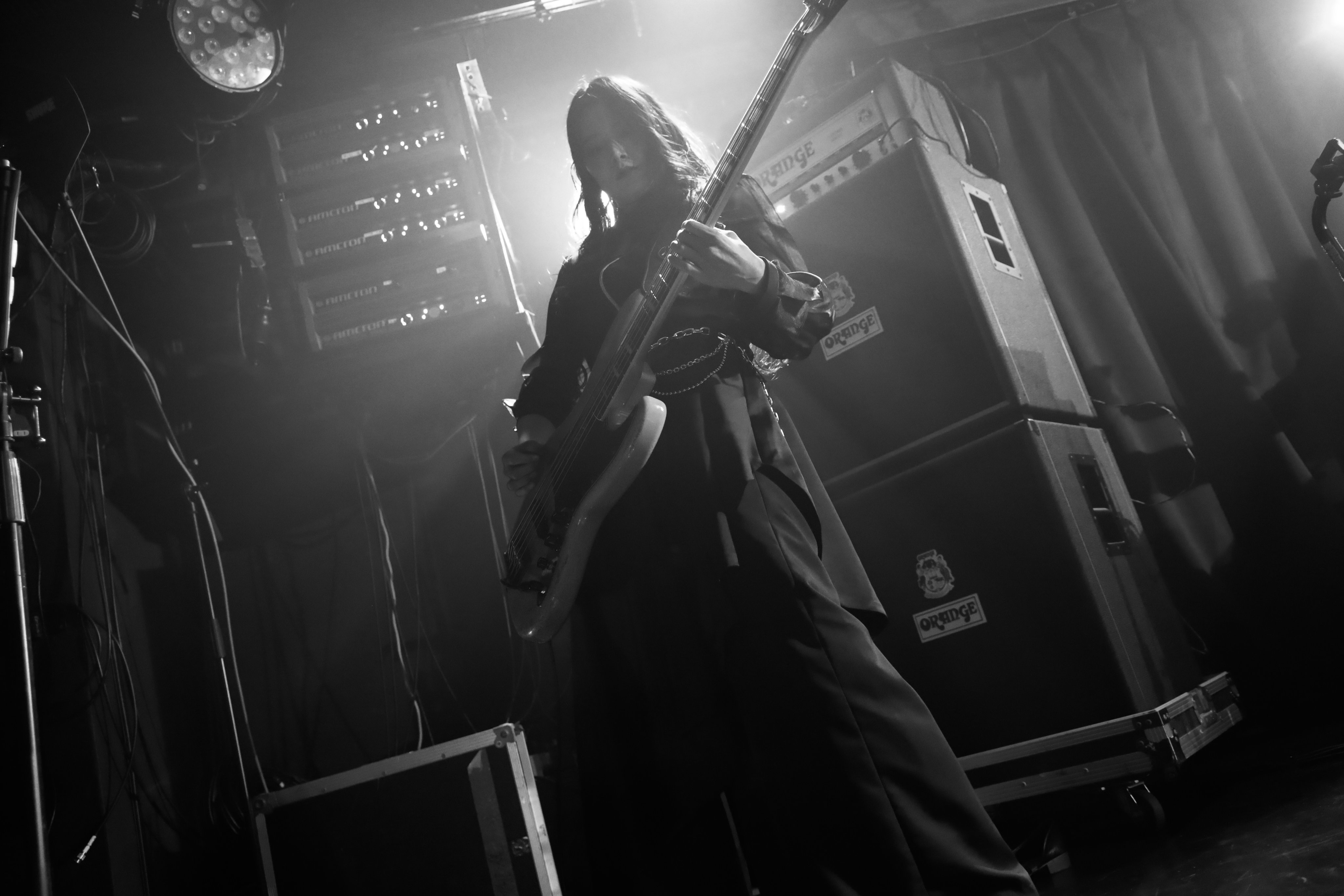 BAND-MAID メガジャケ Amazon.co.jp: BAND-MAID初回特典CD3枚+「glory」「Bubble」CD5