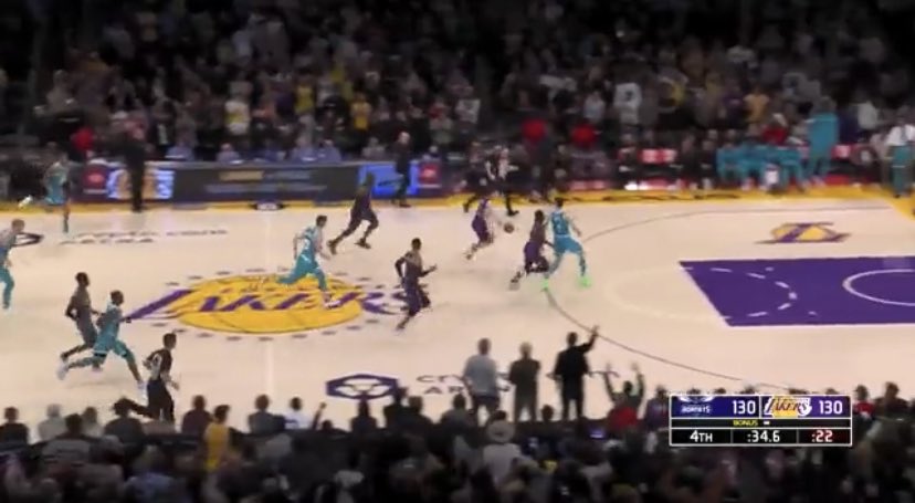 officialfader4's tweet photo. The Lakers didn’t score on this play. https://t.co/9If1lIAbYQ