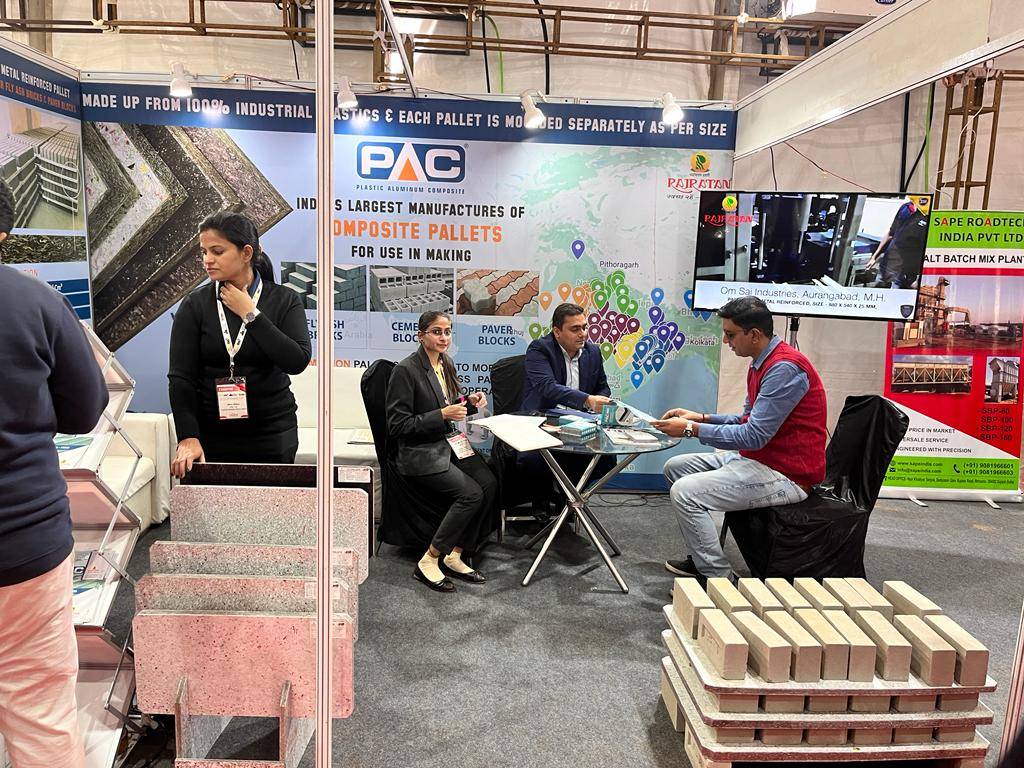 Rajratangroup's tweet image. Day 2 Odisha Buildcon International Expo 2022. Last Day Remaining. Visit us at stall no.B05

Glimpse of 23/12/2022
#PAC#rajratan #odishabuildcon2022 #flyashbrickpallet #flyashbrickmachine #brickpallets  #Brickpallet #Paverblock #Paverblockpallet