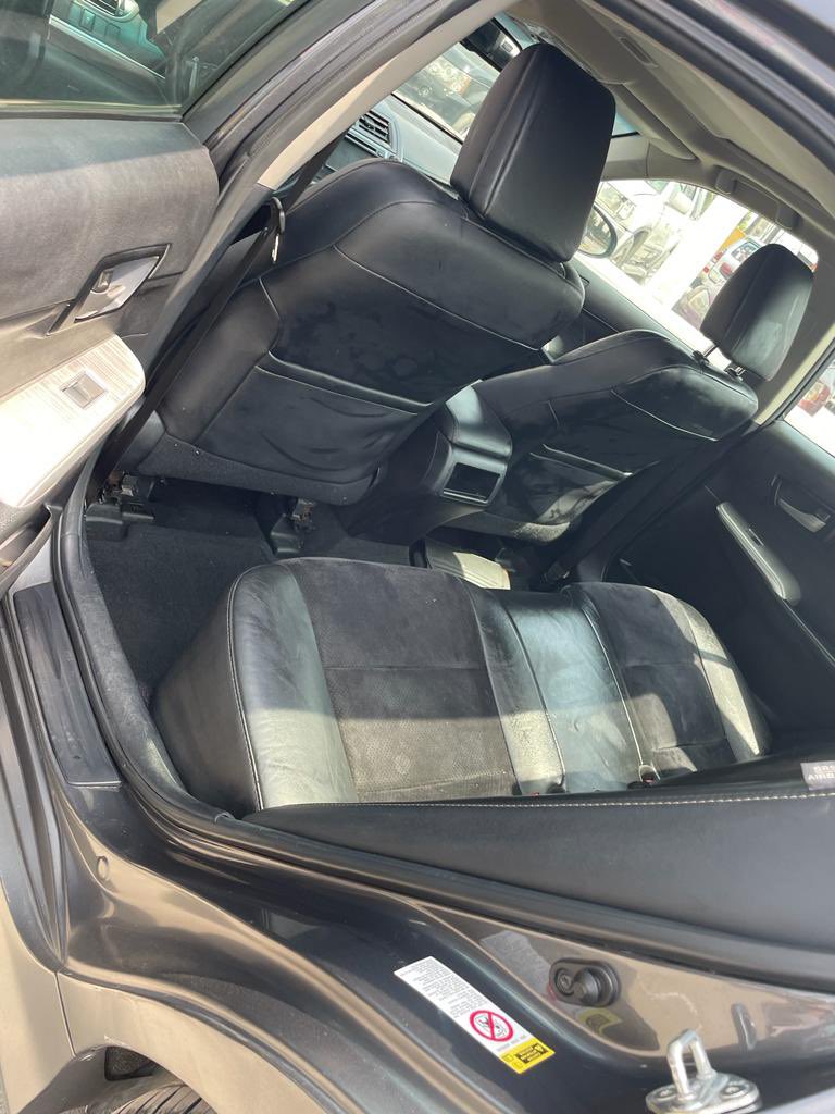 AwololaRildwan's tweet photo. Toyota Camry 2012
Fullest option
Thumstart
Reverse Camera
Moon roof
Alloy wheels for 6M💥🔥💥💯✅#Jaofelix #StartMessi #Arteta https://t.co/FiUKNZgyXi