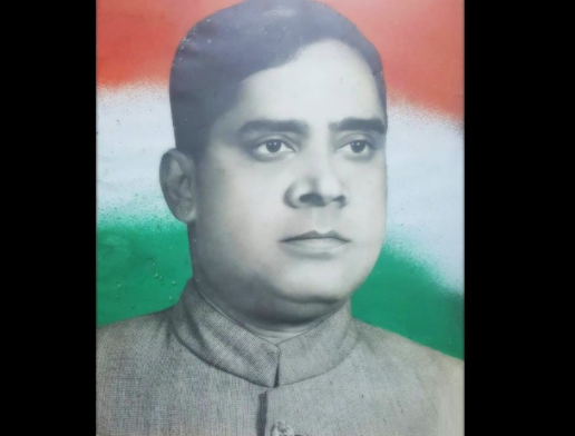 Rasool Ahmad Siddiqui was a prominent leader of Madhya Pradesh. A legislator from Bhopal, he was minister in MP. 
His main contribution was for residents of City. Siddiqui ensured water supply and jobs for people, established hospitals &amp; institutes.
#Bhopal #MadhyaPradesh