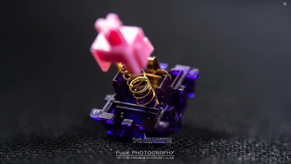 JwkOfficial's tweet photo. More details about the Huawu switch.
📷by Puck
#mechanicalkeyboard #keyboard #JWK #JWICK #switch #gamingkeyboard #gaminggear #keyset #keysets https://t.co/ewHMBE6akz