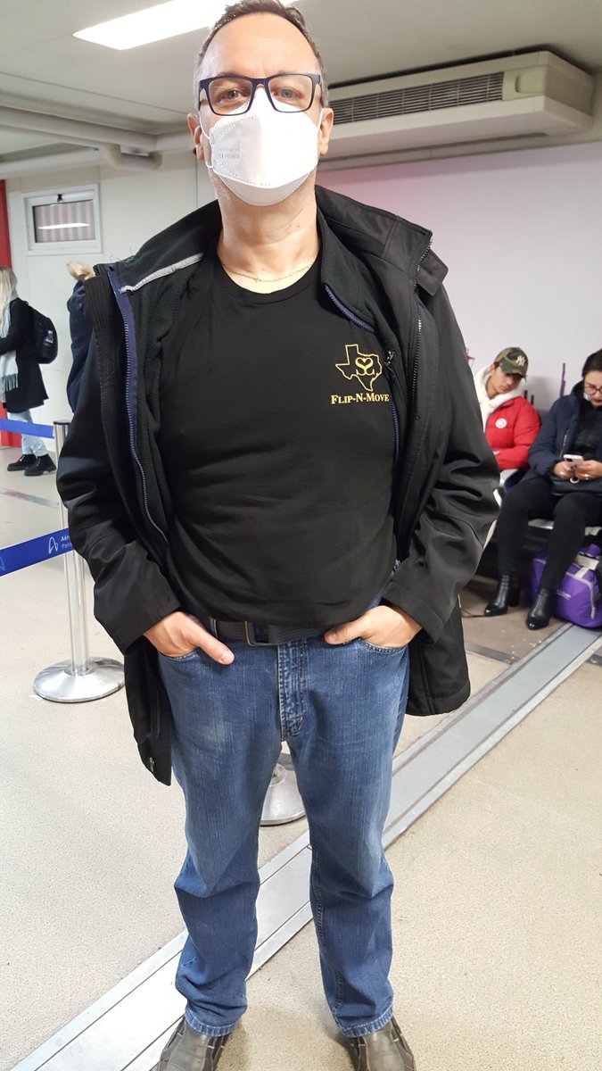 <a href="/SnowSistersTX/">Snow Sisters Texas</a>  Jean-Marc and his Tshirt😍 in the airport of Beauvais , France waiting for his fligjt for Cluj-Napoca, Romania for spending Christmas with my Mum. Merry Christmas you all😍