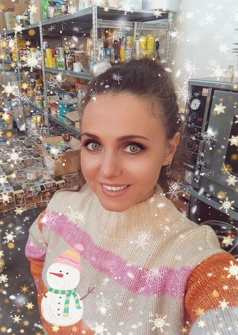 #merrychristmas #buonnatale 🎄☃️🎅🏻 #lacompagniadellapolenta #volontariato ❤️🍜 #silviabianco #buonefeste<a href="/tag/merrychristmas"class="tags">#merrychristmas</a><a href="/tag/buonnatale"class="tags">#buonnatale</a><a href="/tag/lacompagniadellapolenta"class="tags">#lacompagniadellapolenta</a><a href="/tag/silviabianco"class="tags"><span>#silviabianco</span></a><a href="/tag/volontariato"class="tags"><span>#volontariato</span></a><a href="/tag/buonefeste"class="tags"><span>#buonefeste</span></a>