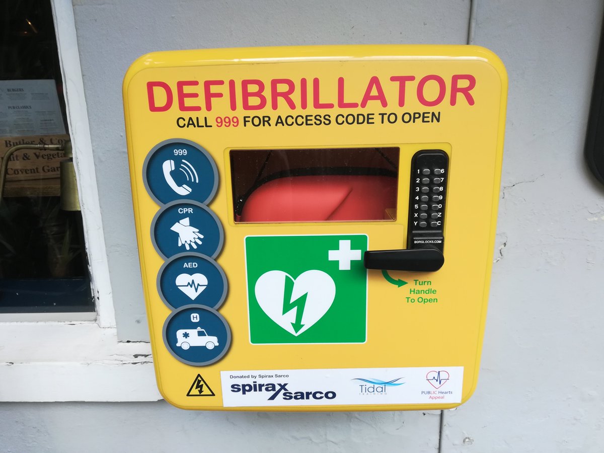 #HappyChristmas to all @Spirax_Sarco_UK 🎄 Thank you for your amazing support & community kindness #PublicHearts #DefibFamily #DefibsSaveLives #chainofsurvival #AED #Gloucestershire 💚⚡🌊