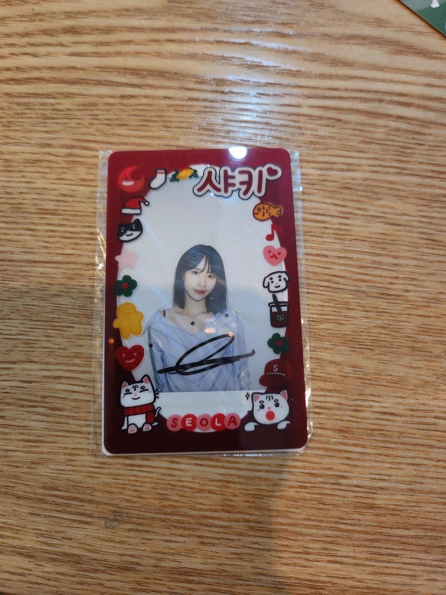 민티베리
특전도 너무 귀엽고
사진도 많고 너무 좋아요!
#1224SeolaDay
#Seolaontheday