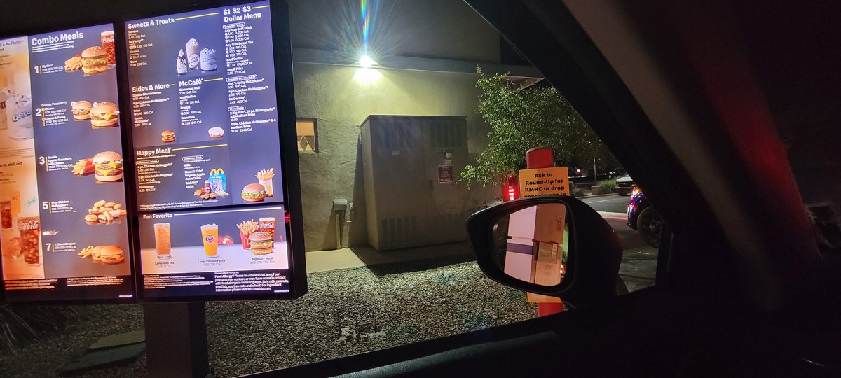 RADStreams's tweet photo. @McDonalds For real what the F is wrong with this line. If I can single-handedly whip up 60 f-ing cheeseburgers, half without onion, when the Golden Eagle aerial stunt team shows up in a bus and have it done in 15 minutes, certainly you can get this line moving with 7 cars. https://t.co/dQN6sY2TmT
