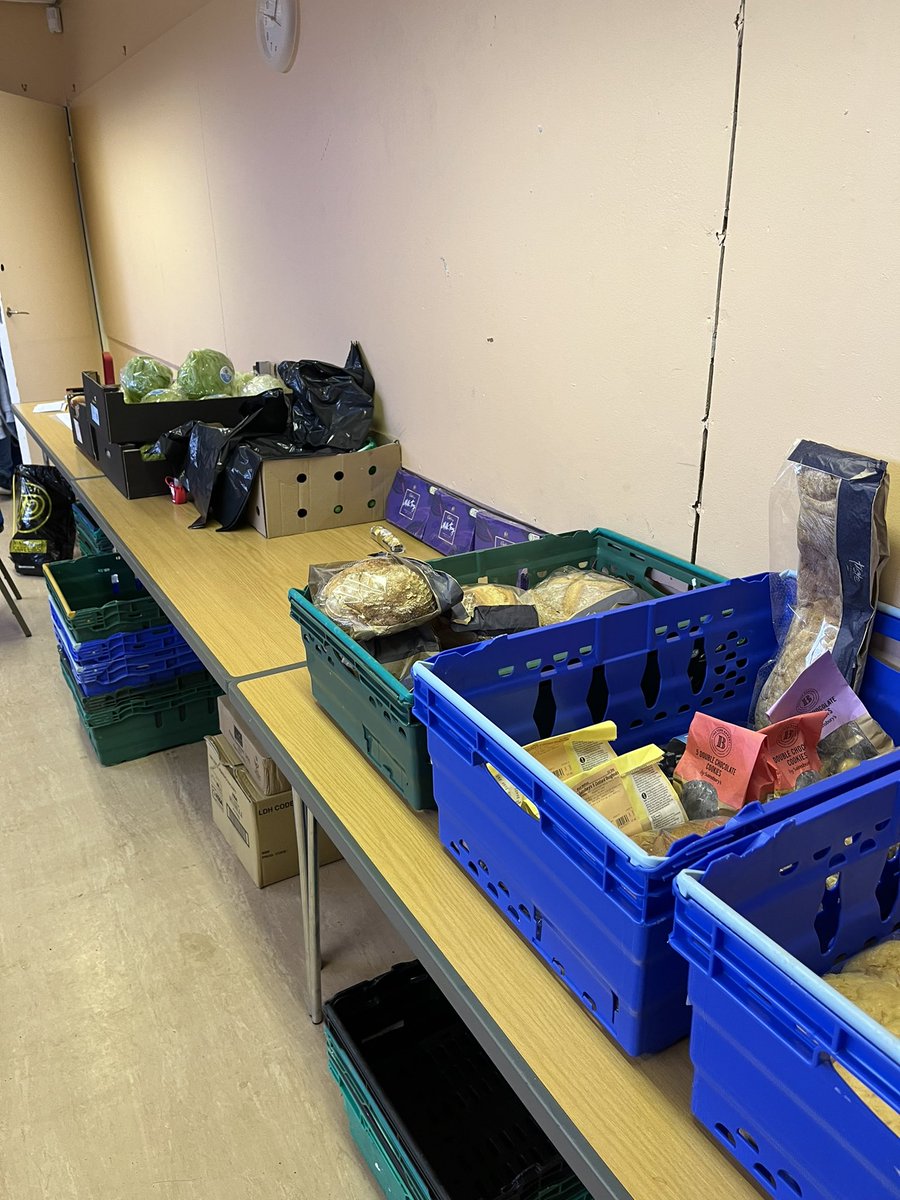 ✊Dumbarton rock recovery opening a food pantry at xmas so people with substance use disorder have affordable food every week. Partnership work with rights based advocacy/welfare rights services. coming together to tackle inequality✊. <a href="/traceyclusker/">Tracey Clusker</a> <a href="/LAASAdvocacy/">Lomond & Argyll Advocacy Service</a> 👏