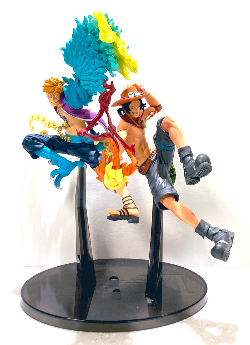 追加でパシャリ📸‼️🤗

マルコのフェニックスの羽の造形と彩色ヤバいですね‼️🤣

エースもいい笑顔です‼️😁👍

これPOPのヤマトと一緒に飾るのもありですね‼️🥰  