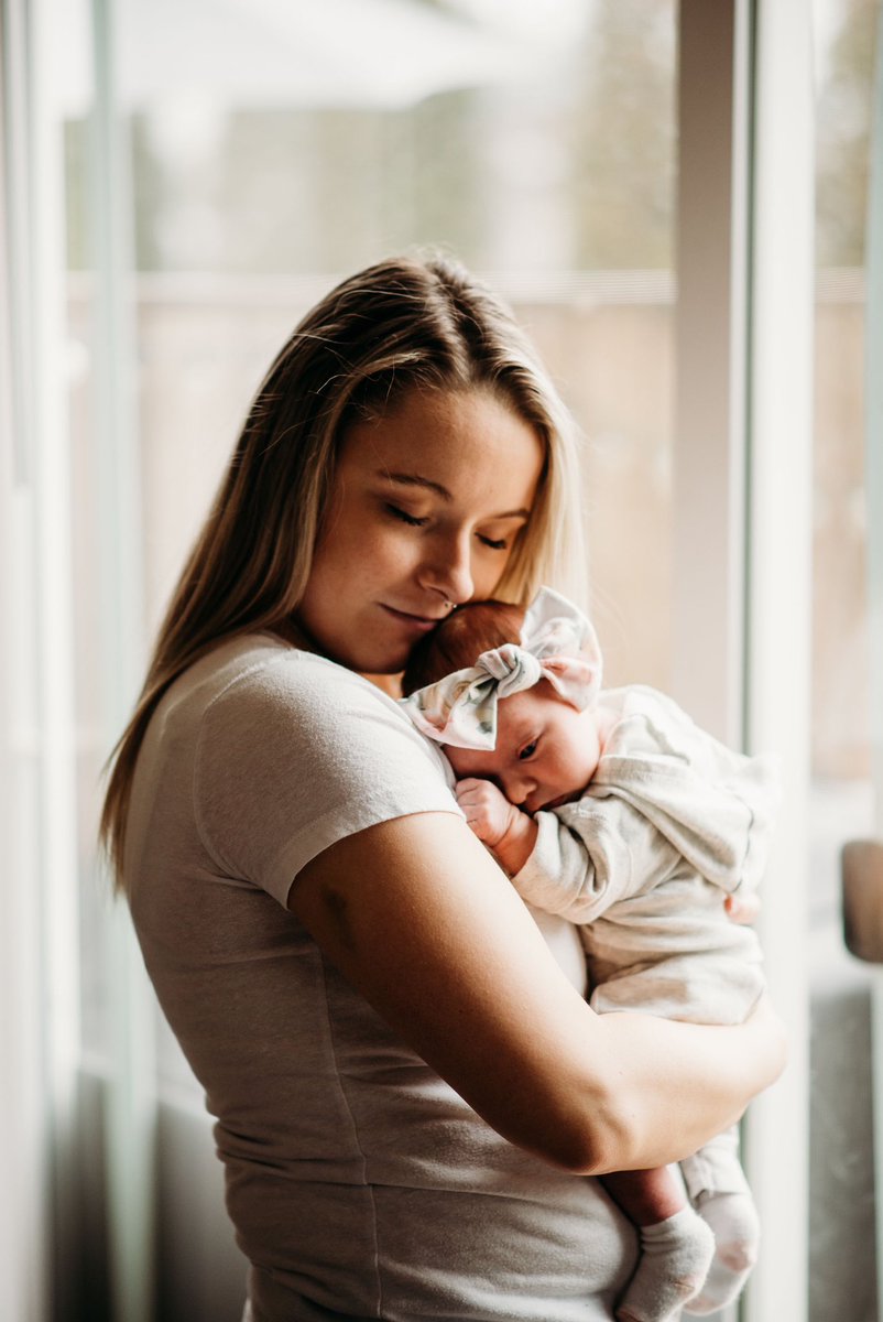 Jmusic_SUSO's tweet photo. Happy Birthday to the best wife, friend, and mom out there. Logan and I love you so much beautiful 💙 @AshleyWarren33 https://t.co/UD7FryN5no