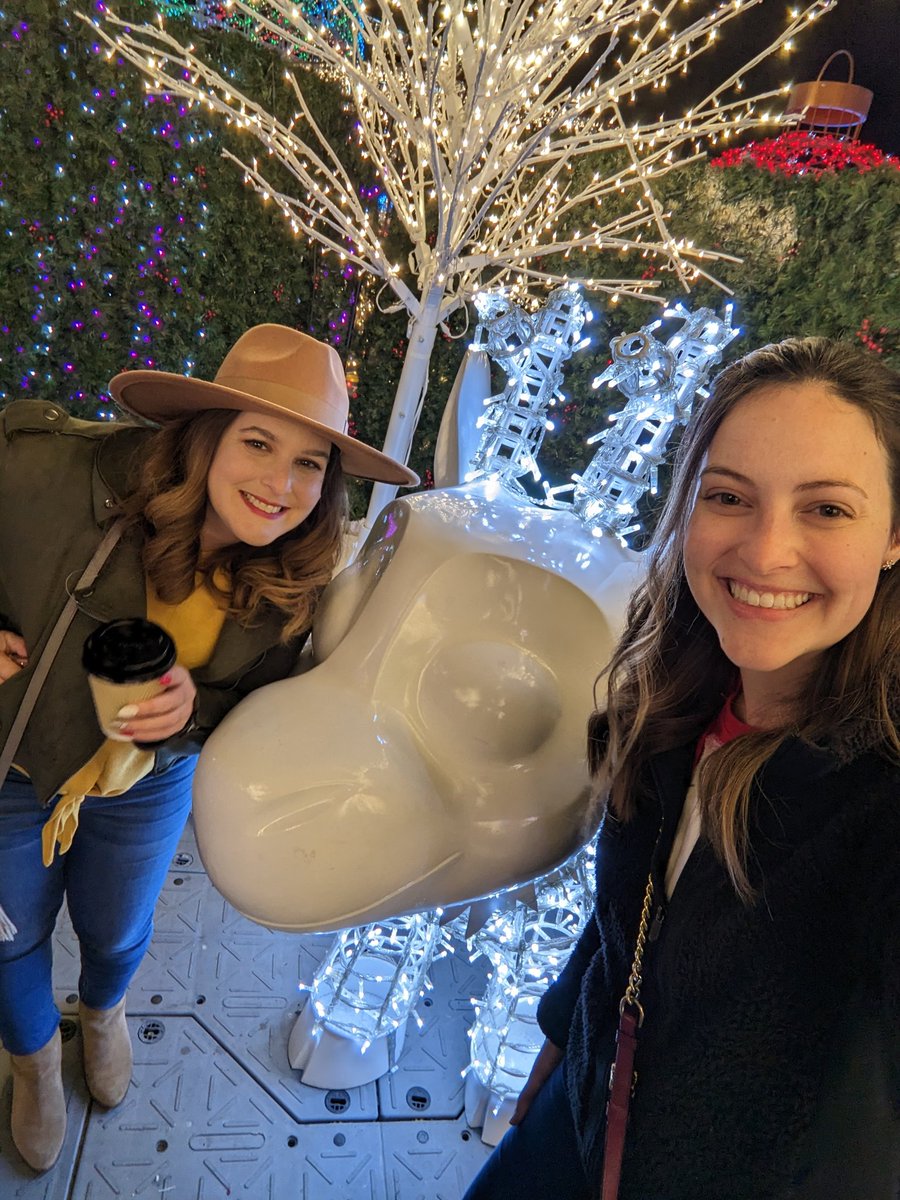 ashleytorres007's tweet photo. Love love love #Enchant @thelvballpark. Thank you @hallmarkchannel for helping bring this joyous holiday experience back to Las Vegas! https://t.co/S3CEey8eyD